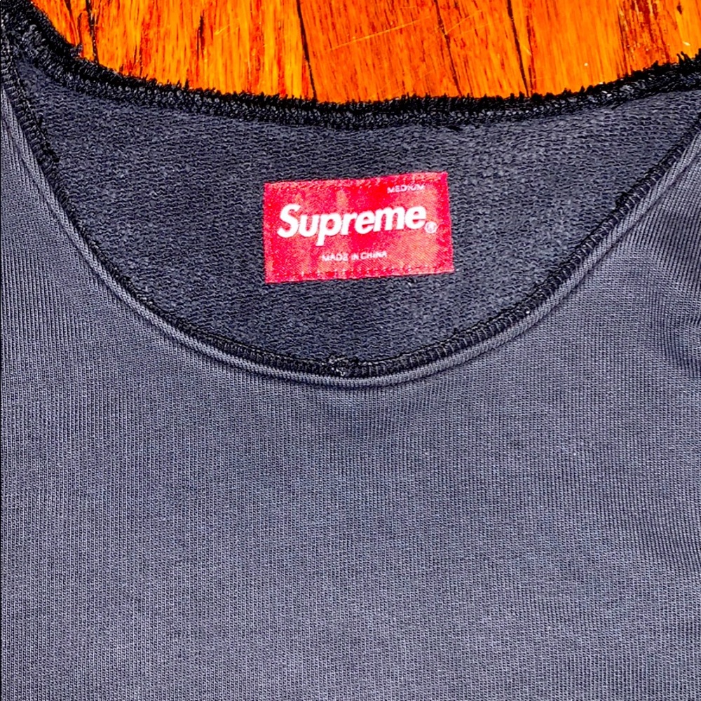 Supreame sweate